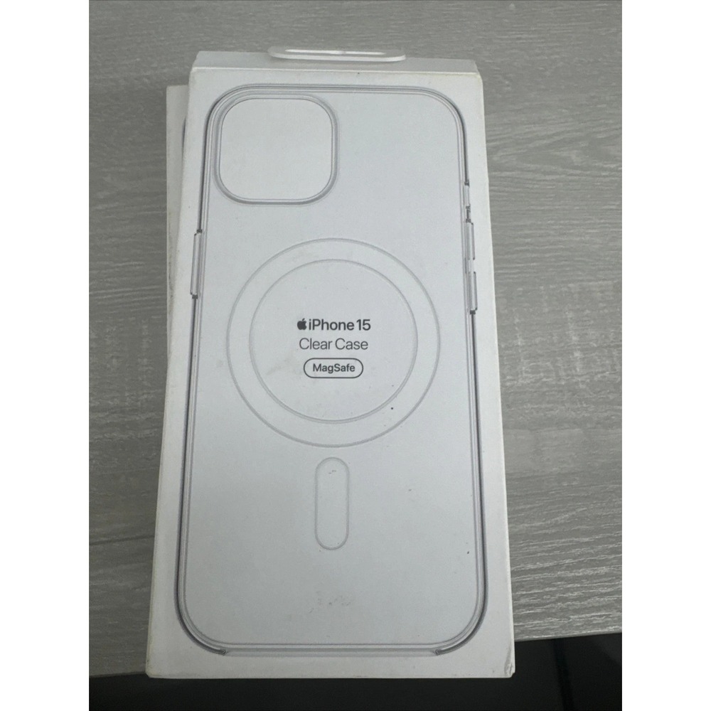 Apple Clear Case with MagSafe for Apple iPhone 15 - NEW